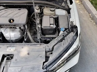 Roewe i5