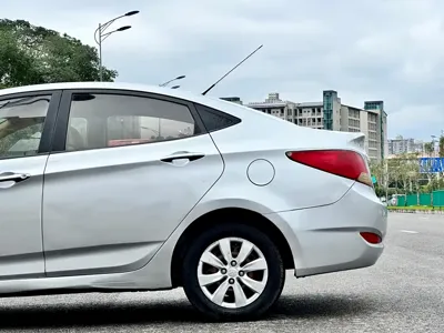 Hyundai Verna