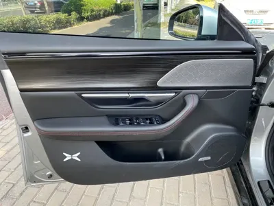 Xpeng P7