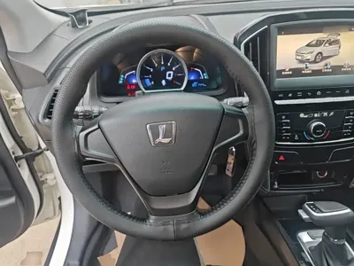 Luxgen U6