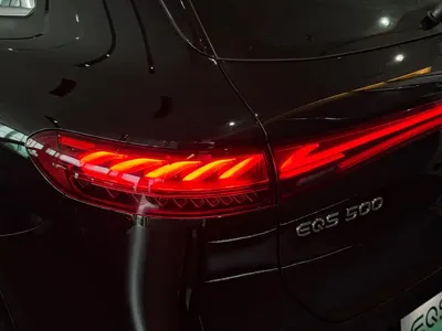Mercedes-Benz EQS SUV