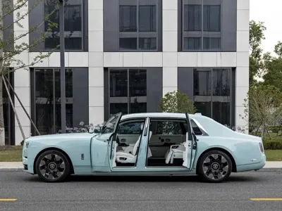 Rolls-Royce Phantom