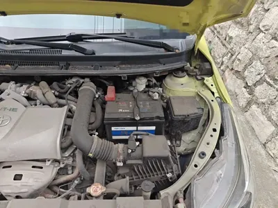 Toyota Yaris L