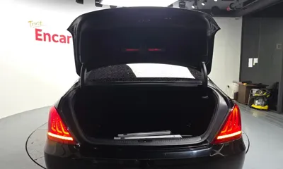 Genesis EQ900