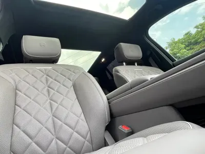 Nio ES8
