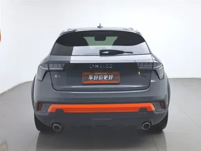 Lynk & Co 02