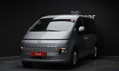 Hyundai Staria