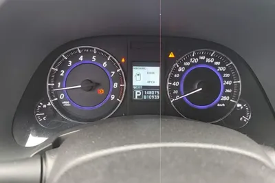 Infiniti QX70