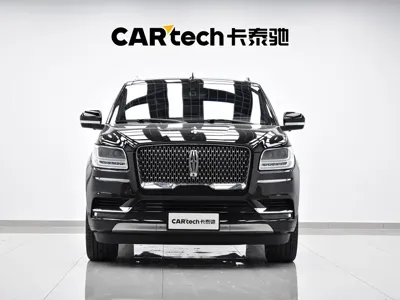 Lincoln Navigator