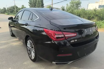 Hongqi H5