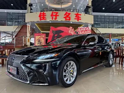 Lexus LS