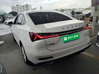 Roewe i5
