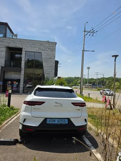 Jaguar I-Pace