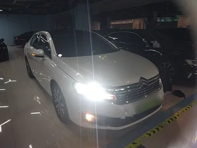 Citroen C6