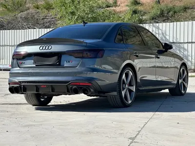 Audi S4