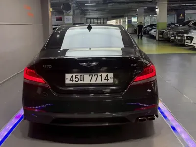 Genesis G70