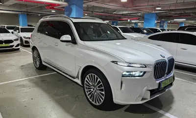 BMW X7