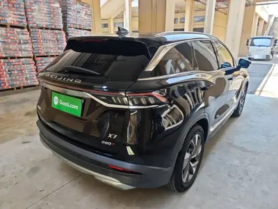 BAIC X7