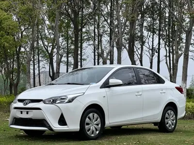 Toyota Yaris L