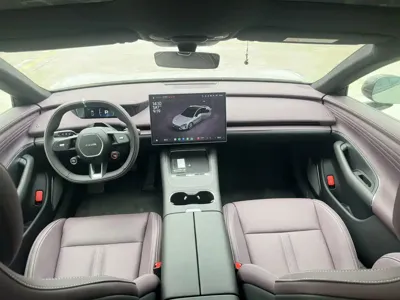 Xiaomi SU7