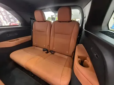 Li Auto Li L8