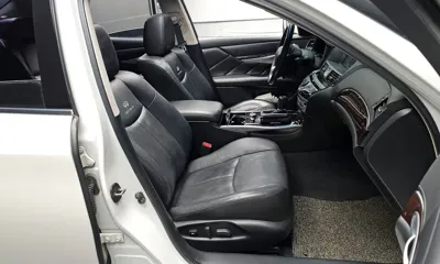 Infiniti M