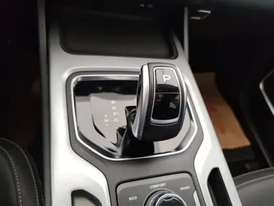 Geely Haoyue