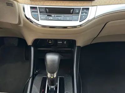 Honda Jade
