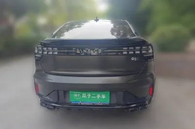 Lynk & Co 05