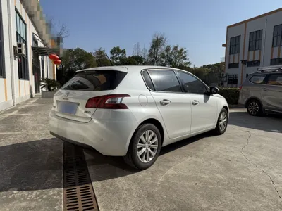 Peugeot 308S