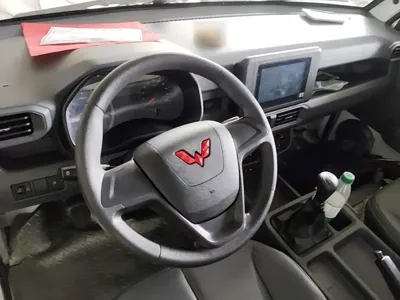 Wuling 五菱龙卡