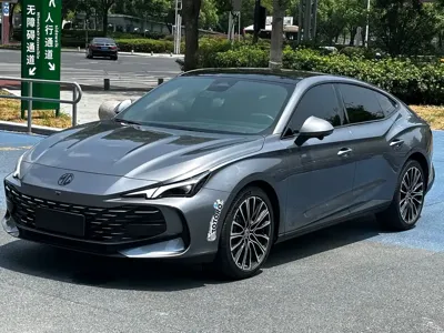 MG MG7