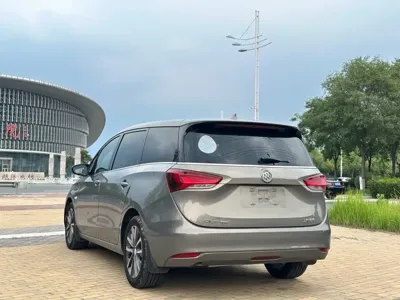 Buick GL6