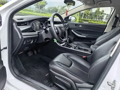 Chery Arrizo 5