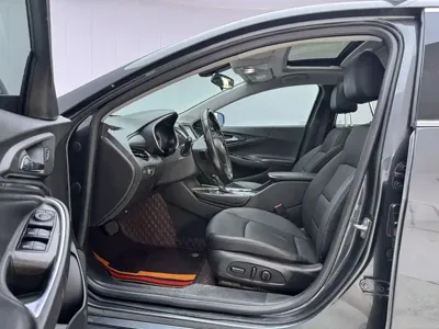 Chevrolet Malibu XL
