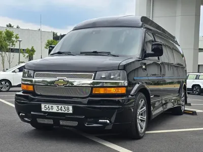 Chevrolet Express Van