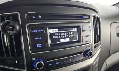 Hyundai Starex