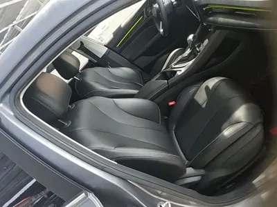 Roewe i5