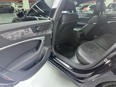 Audi A7L