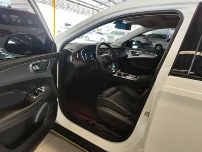 Roewe RX5