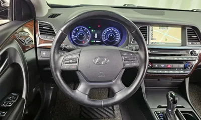 Hyundai Aslan