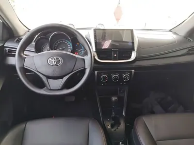 Toyota Yaris L