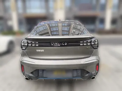 Lynk & Co 05