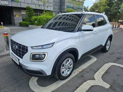 Hyundai Venue
