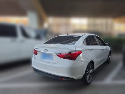 Chery Arrizo 5
