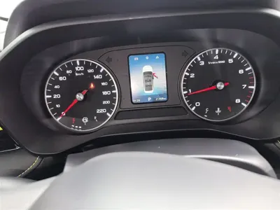 Roewe i5