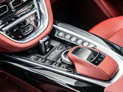 Aston Martin DBX