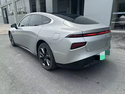 Xpeng P7