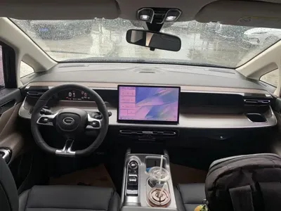 GAC Motor 传祺E8 PHEV