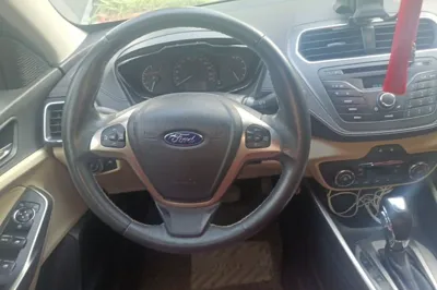 Ford Escort